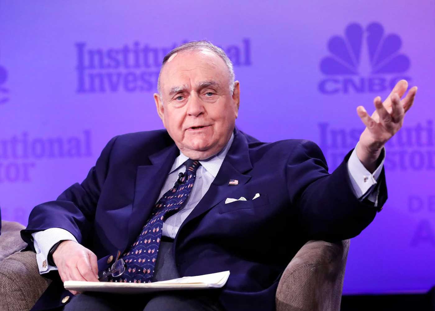 Leon Cooperman Proposes Caution: A US Recession Might Be Ahead